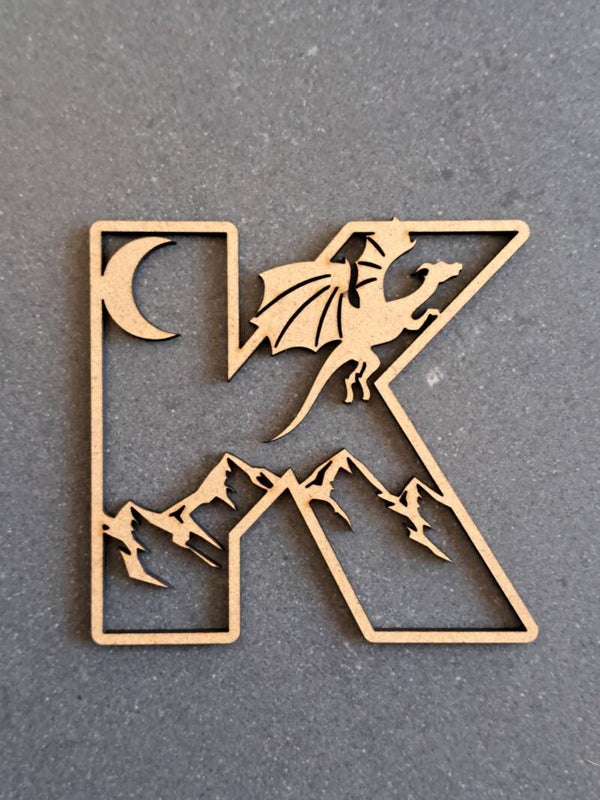 Houten letter 'Draken'