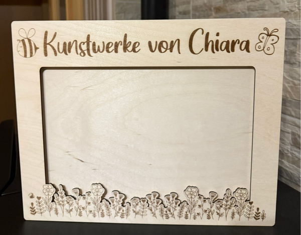 Bilderrahmen Kinderkunstwerke mit Sammelfach // Motiv Blumenwiese