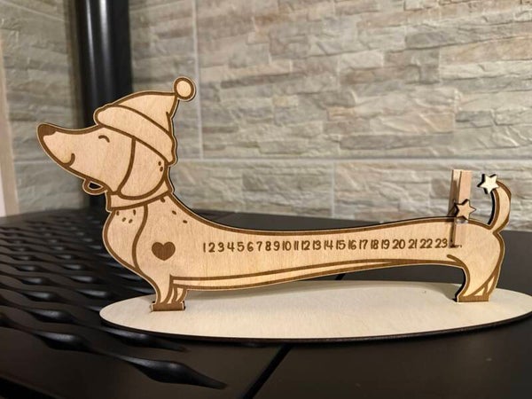 Weihnachtscountdown Dackel – Advent, Advent, der Dackel rennt! 🐾🎄