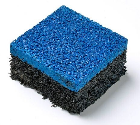 Installation de surface de sécurité en caoutchouc coulé pour aire de jeux d’école à Laval