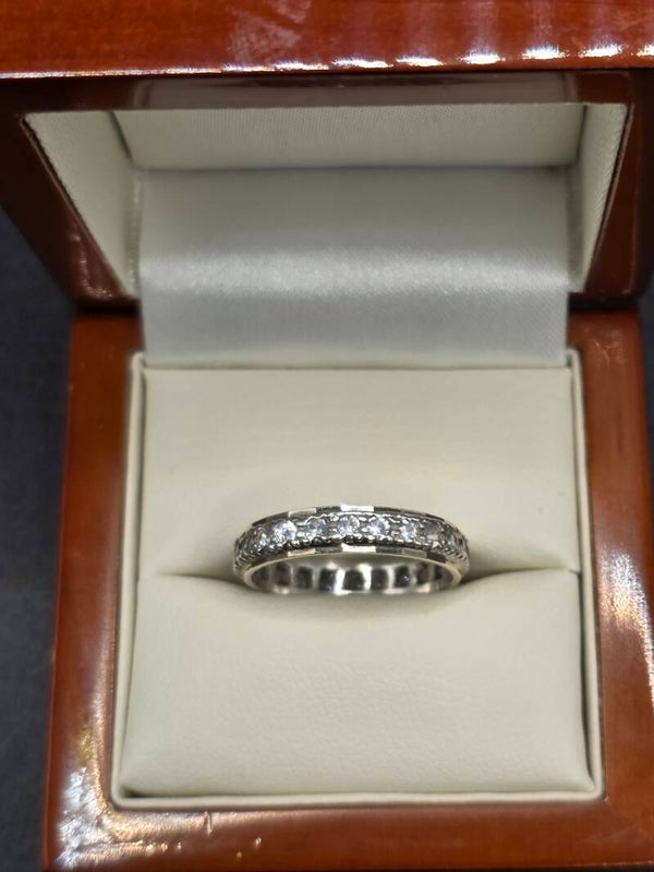 Stunning Antique Art Deco Spinel 9ct Gold & Silver Full Eternity Ring. Size P