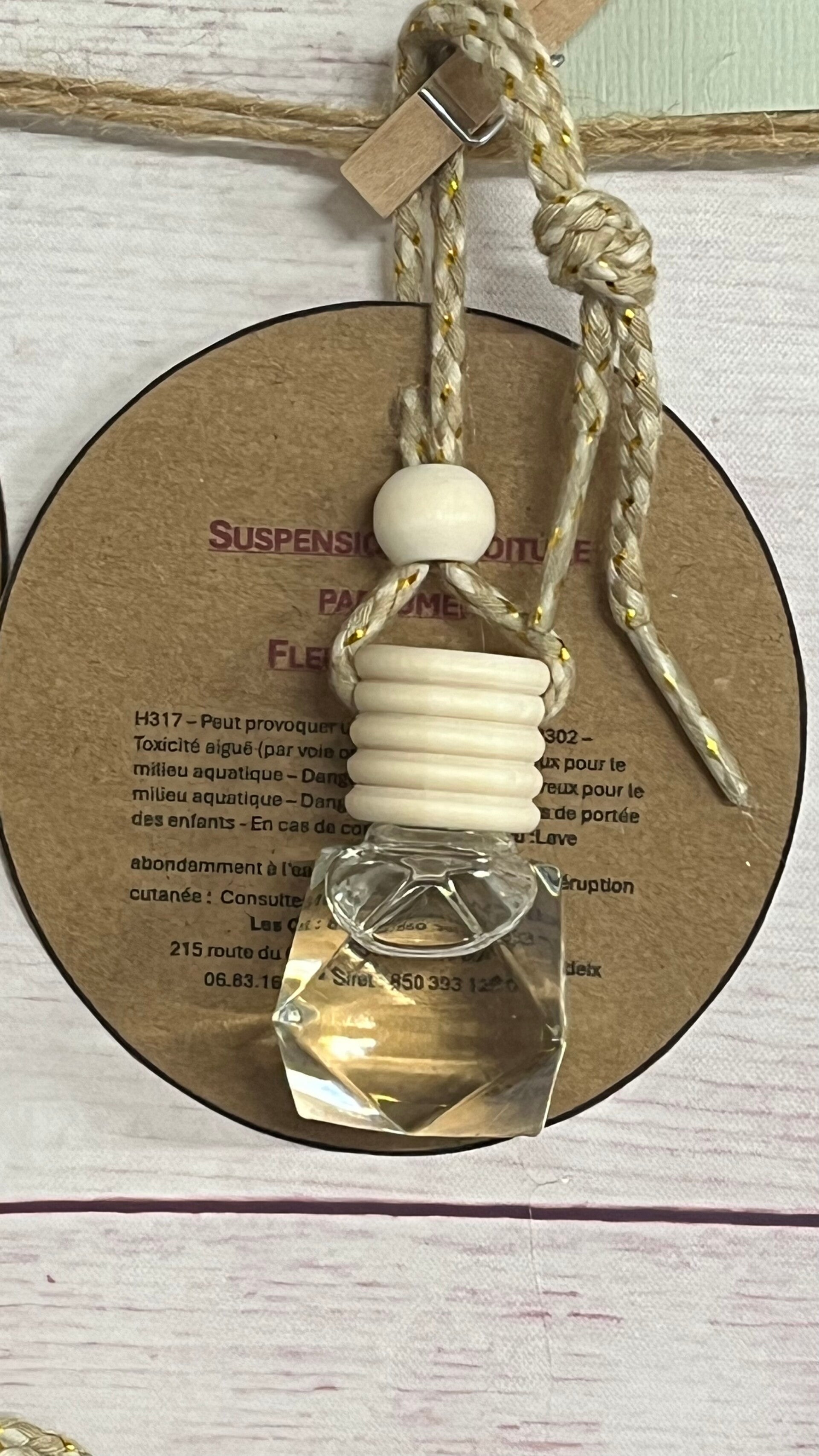 Suspension de voiture - Fleur de coton