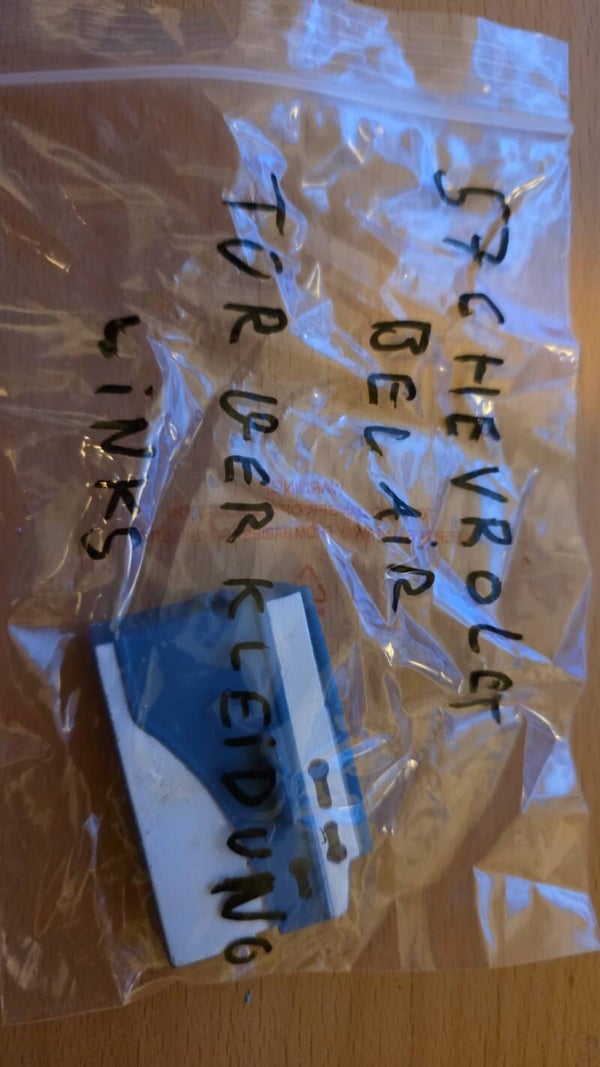 Original Türverkleidung links – '57 Chevrolet Bel Air