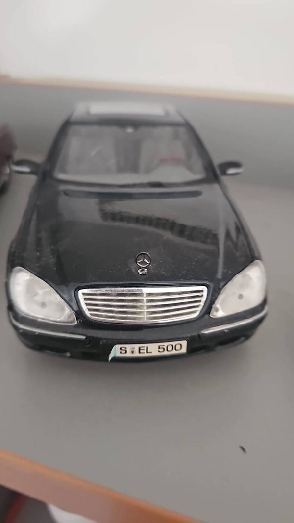 Mercedes S-Klasse W220 Modellauto, schwarz