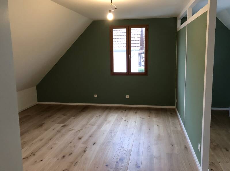 Schlafzimmer mit Ankleide