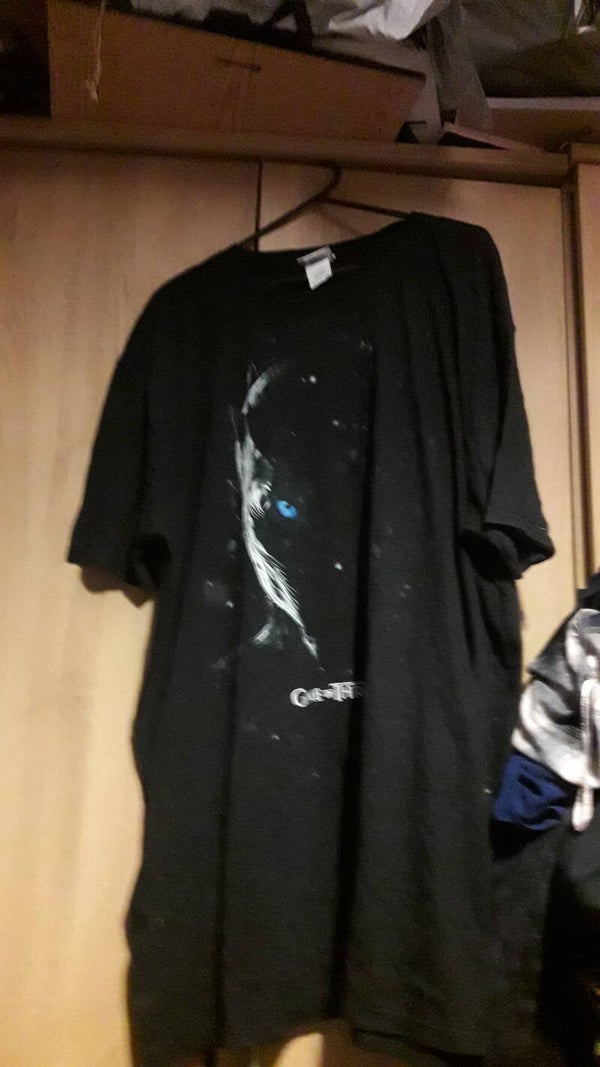 Mans game of thrones black tshirt, size 2xlarge