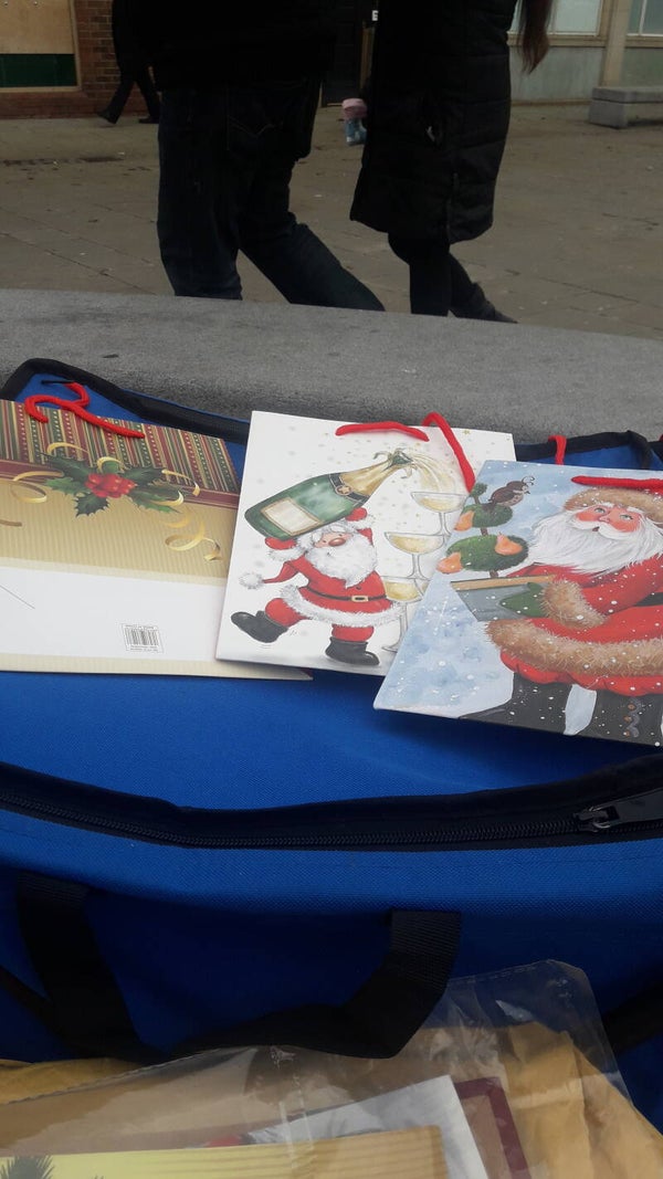 3 xmas gift bags small to medium bags new handles on