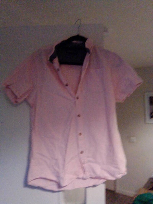 Industrialize mans medium shirt button down collar
