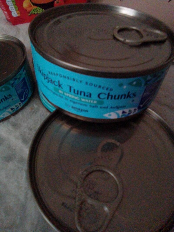 Four tins tuna sky jack tun chunks in spring water
