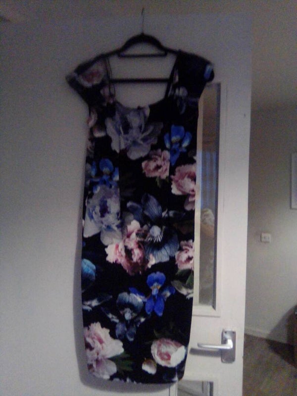 Floral ladies dress unlined,from tu size 10vgc used
