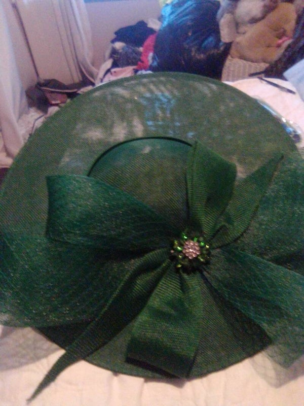 New dark green wedding hat new