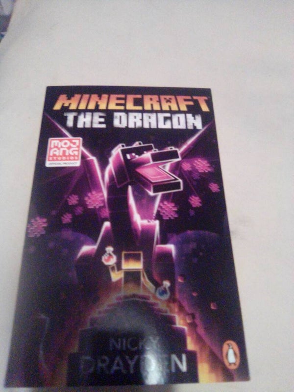 Mine craft new paper back the dragon