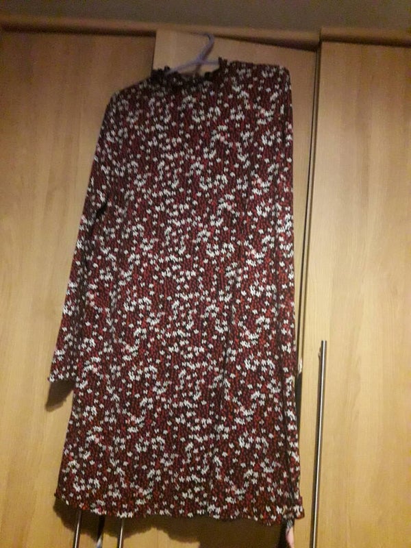 Primark size 16 dress 3 quarter sleeves vgc used