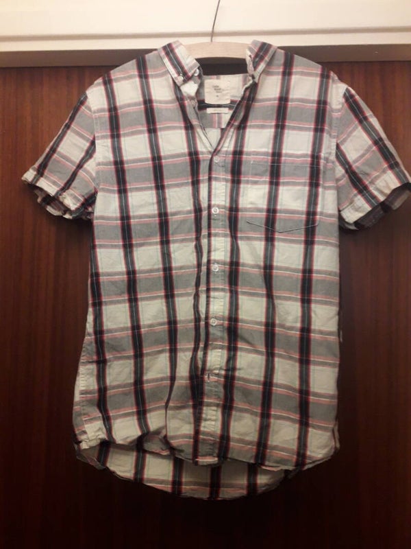 Cedar wood state mans medium shirt used