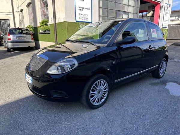LANCIA YPSILON 1.2 BENZINA - 2011