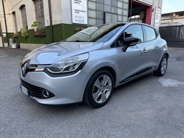 RENAULT CLIO 1.5 DCI - 2014