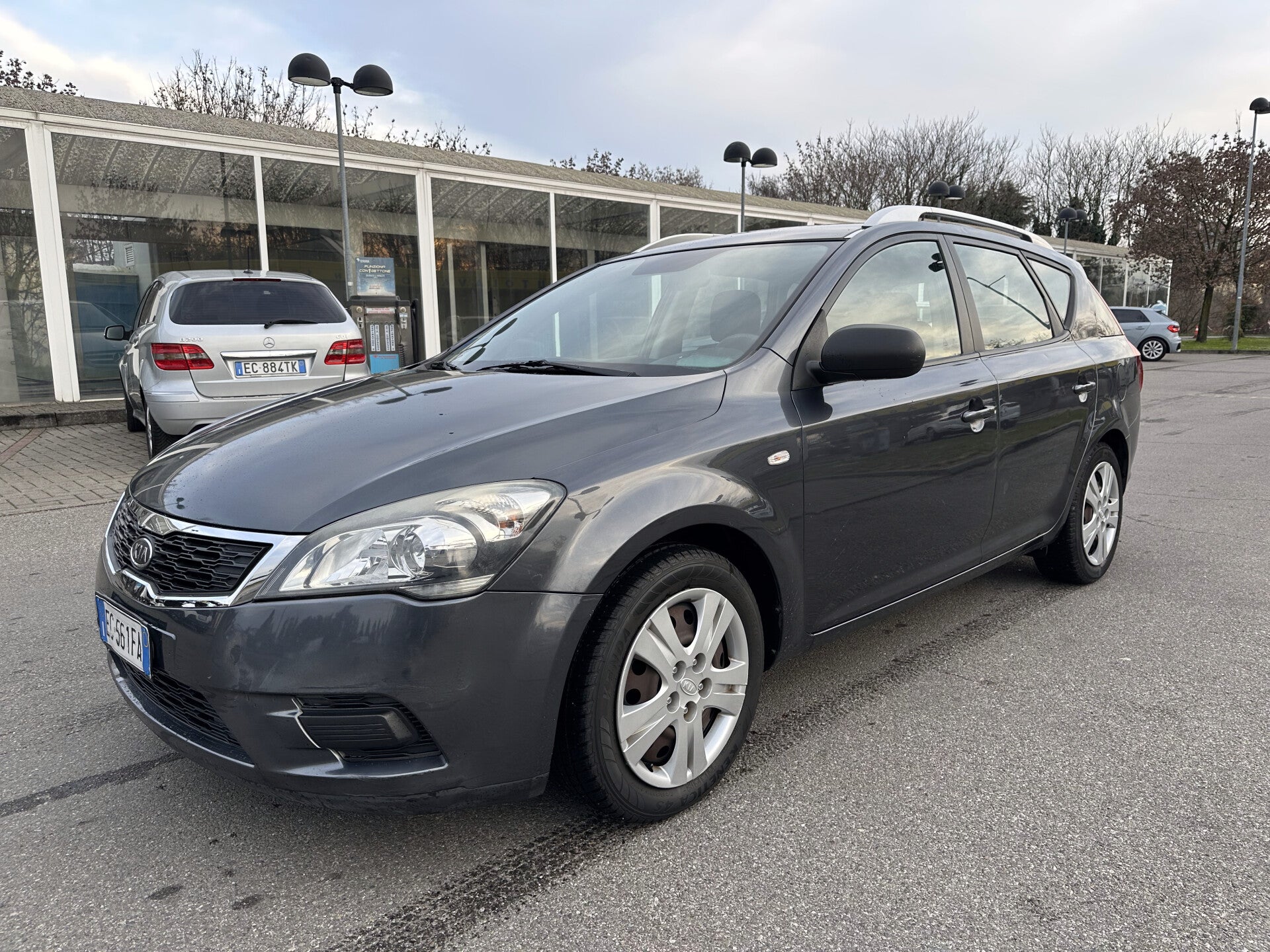 KIA CEE'D SW 1.4 BENZINA - 2010