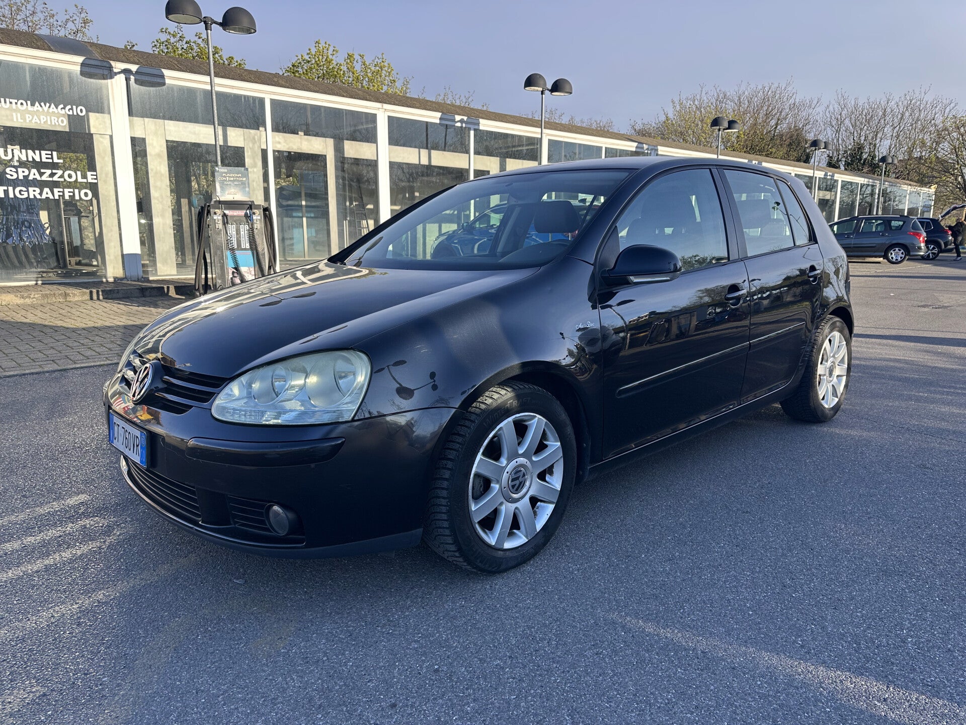 VOLKSWAGEN GOLF 1.6 BENZINA - 2005