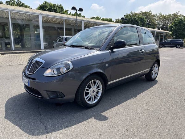 LANCIA YPSILON 1.2 BENZINA - 2011