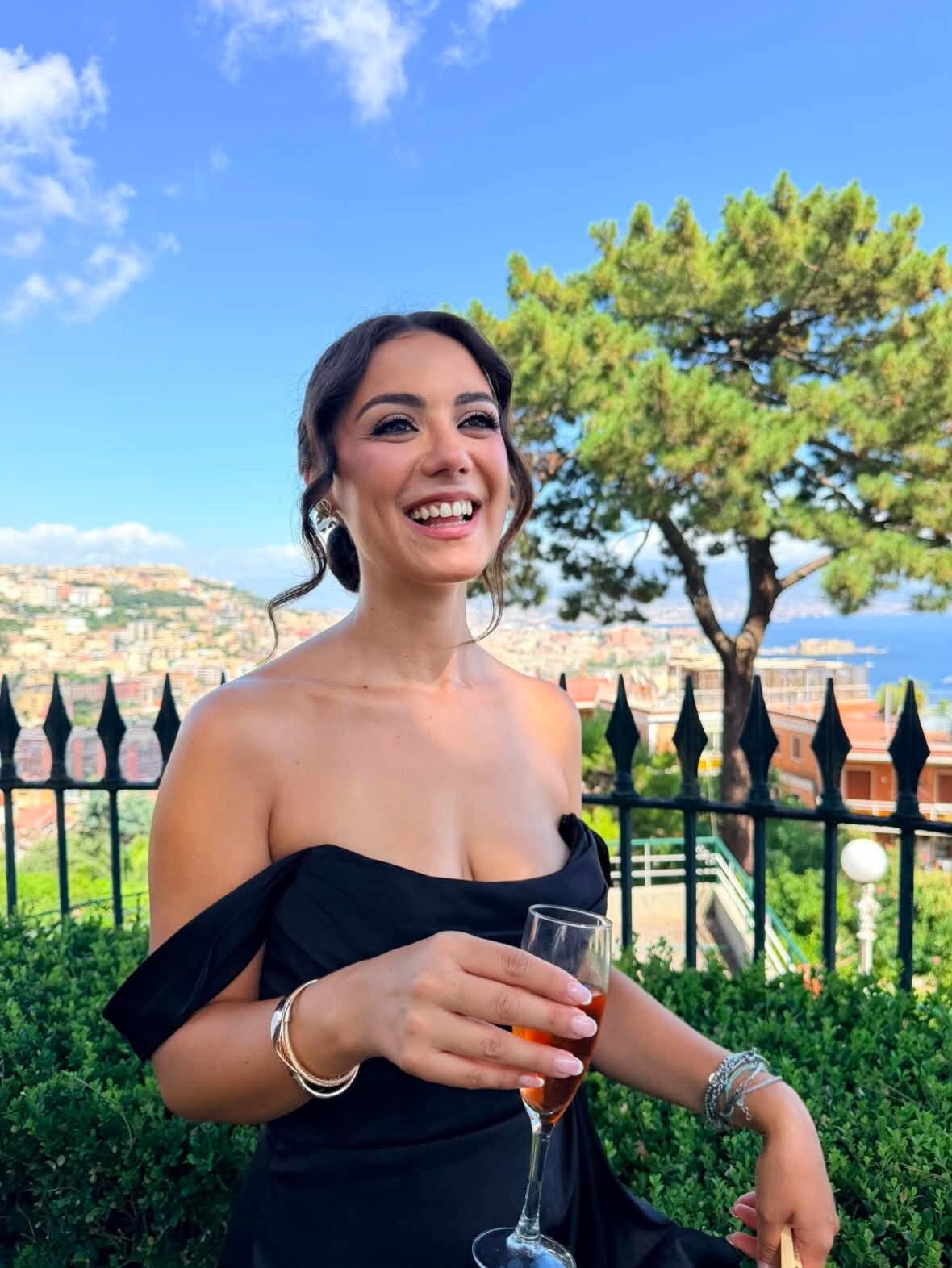 vildanaeva-bridal-party-positano-standard-a2e604.jpg