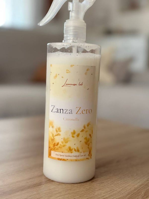 Spray anti zanzare