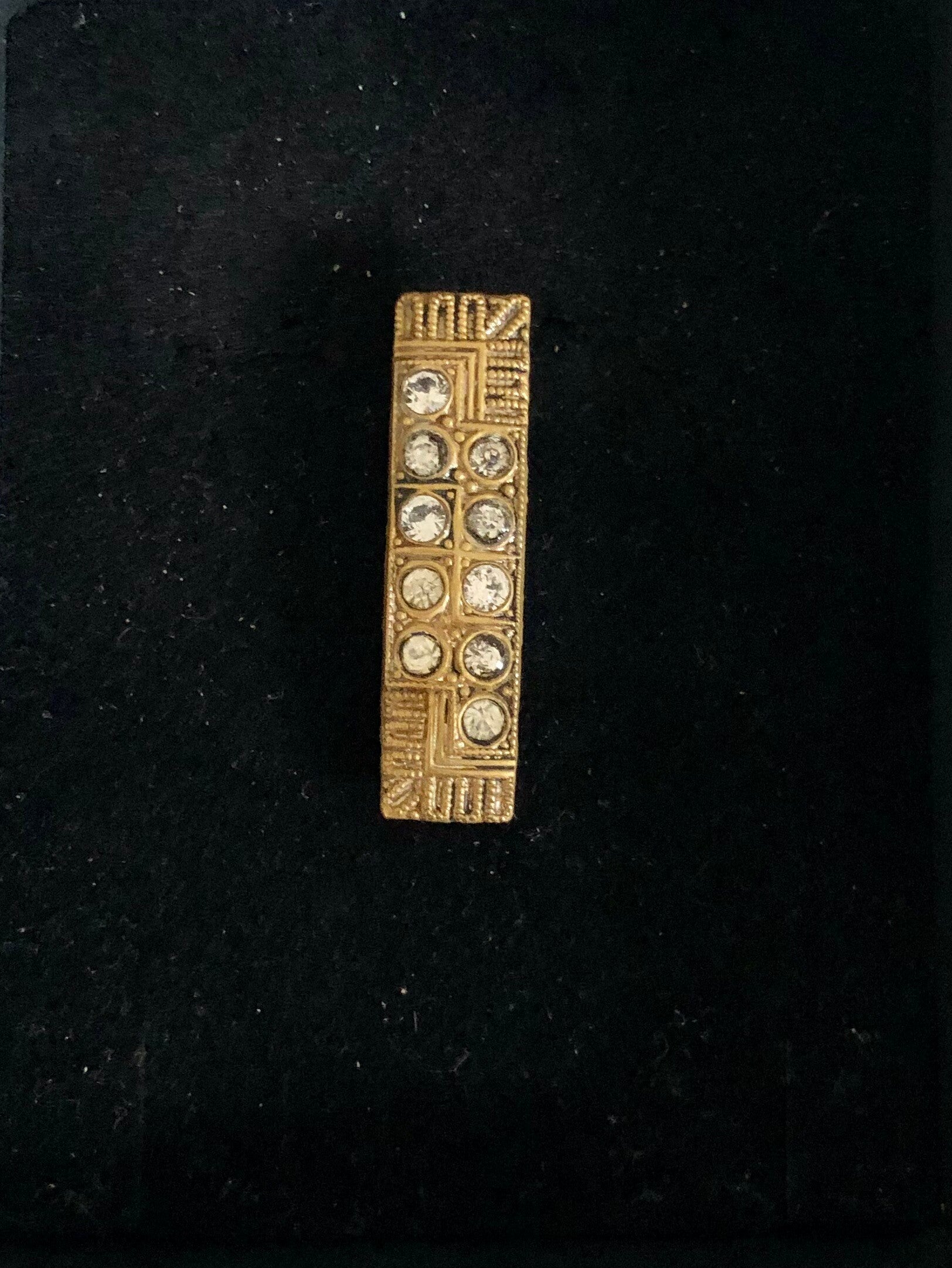 Broche baguette strass