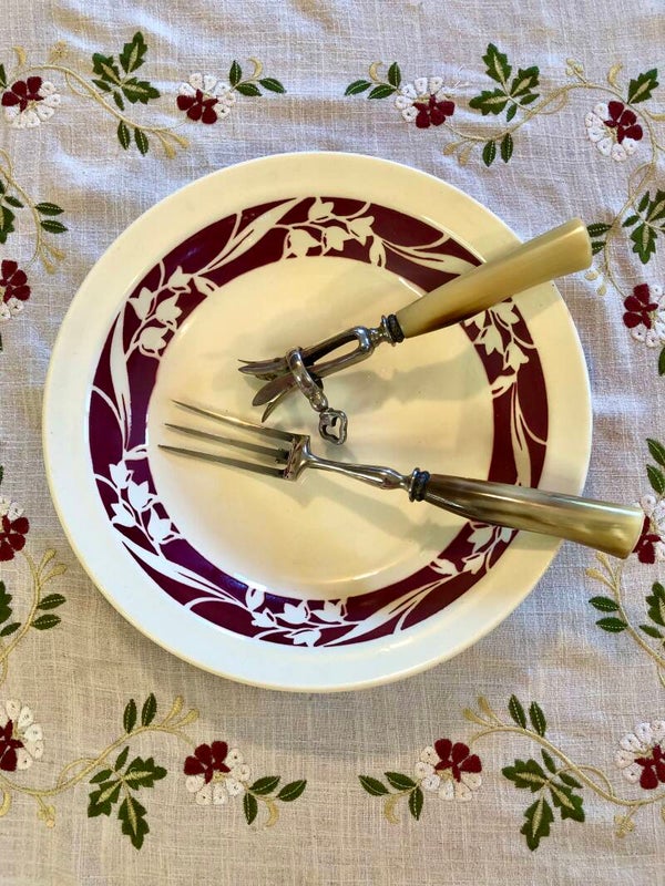 Très beau plat creux Badonvillier Muguet