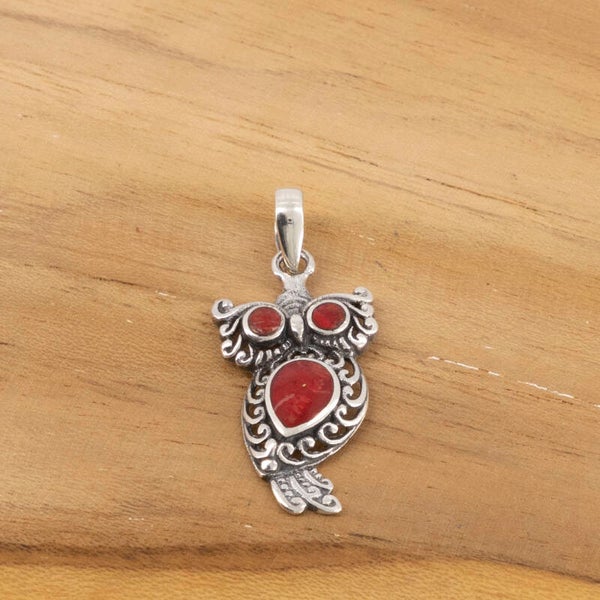 Uiltje rood hangertje