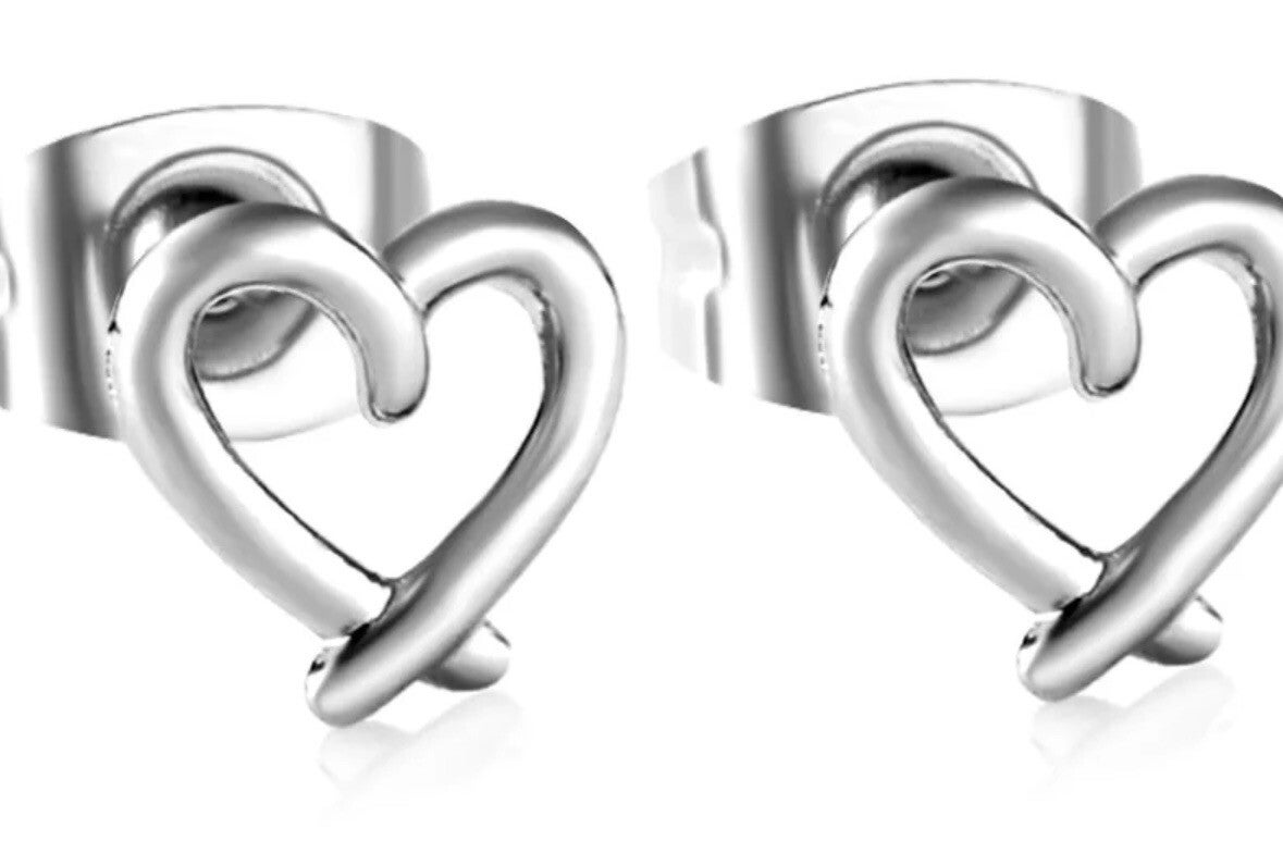 Little heart earrings