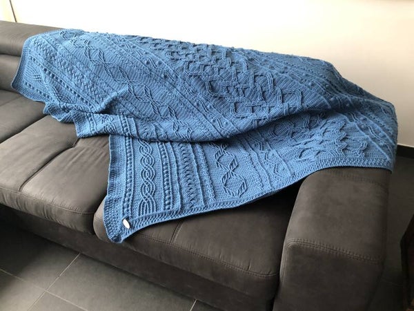 Kabeldeken in meerdere kleuren 