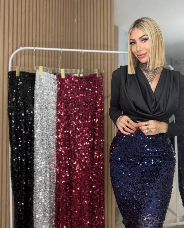 Falda larga entubada de lentejuelas