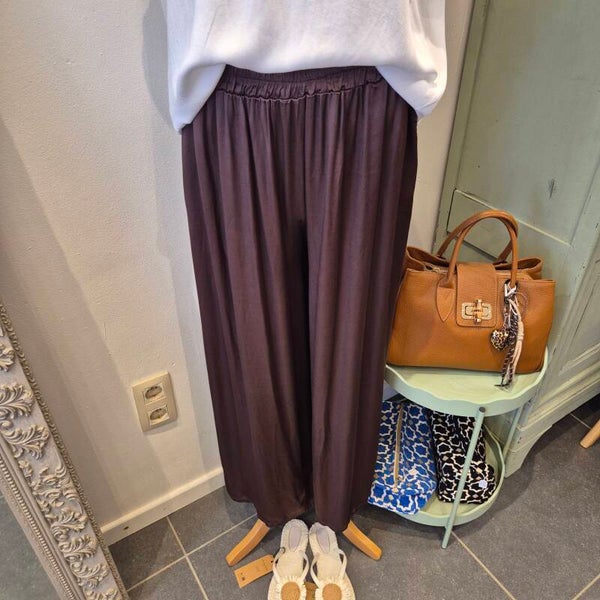 Broek01