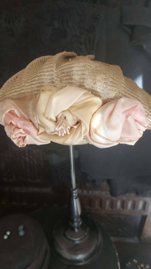 Chapeau – Elegances