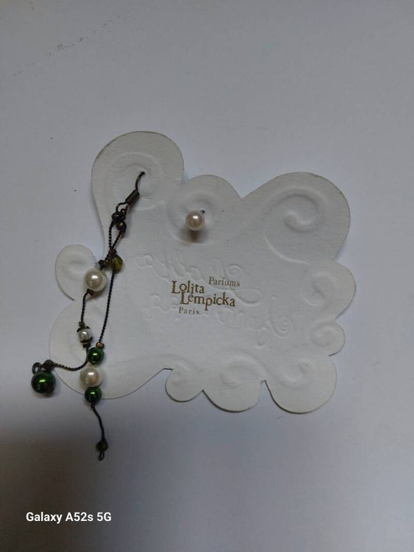 Oorhanger "Discrepantie"