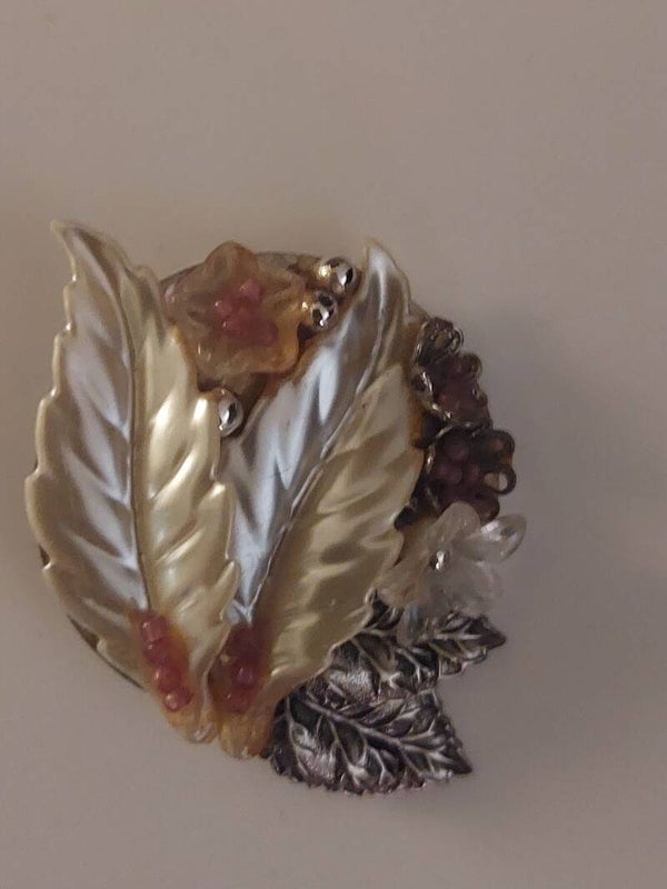 Broche "Versailles"