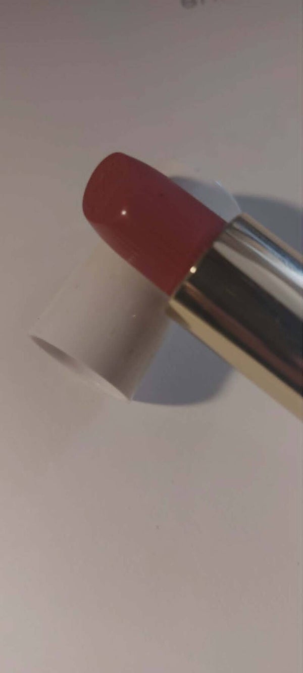 Lipstick · Rebellious Rose · Estée Lauder · Beauté