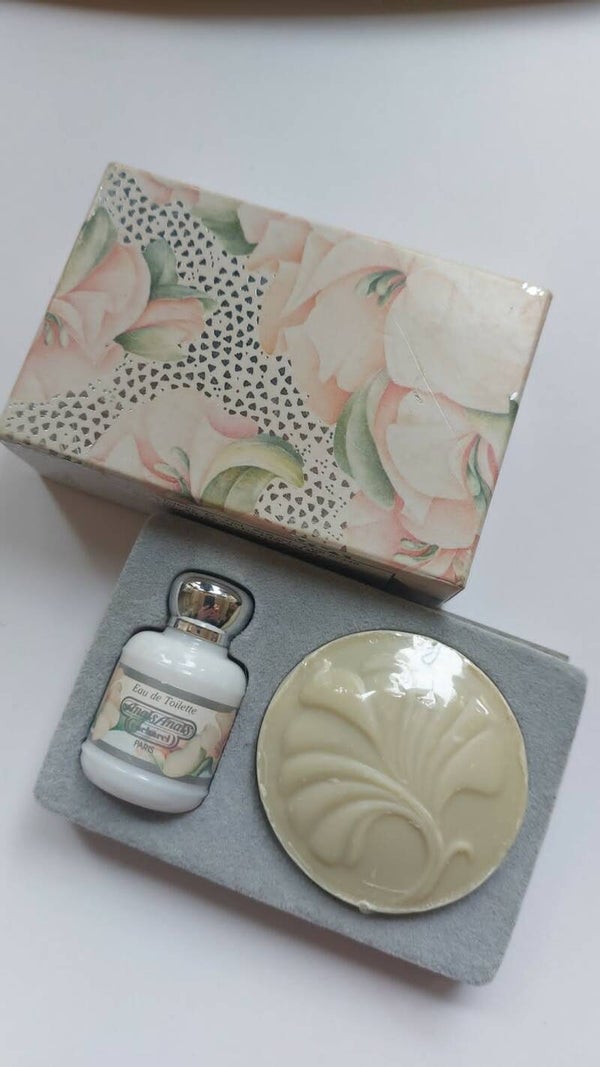 Miniatuur Anaïs Anaïs – Parfumrestje & Art Nouveau Zeepje