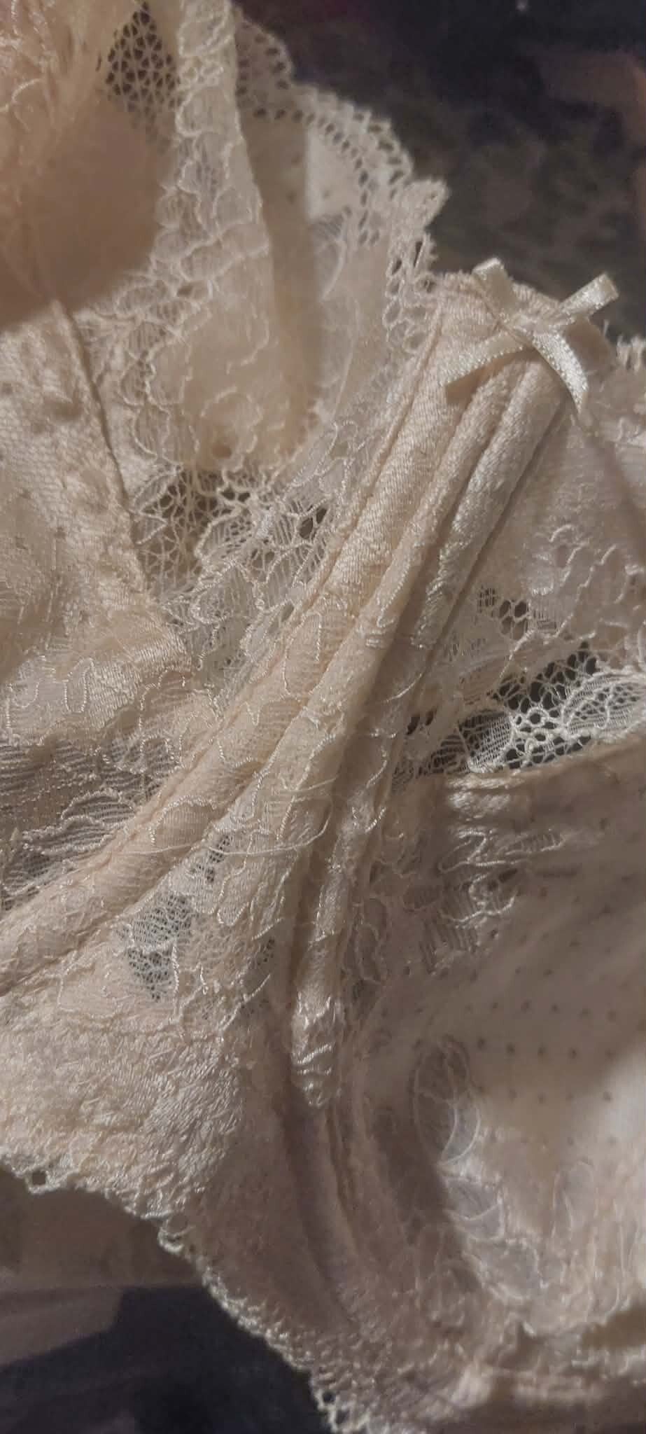 Soutien‑Gorge en Dentelle BH – 90H