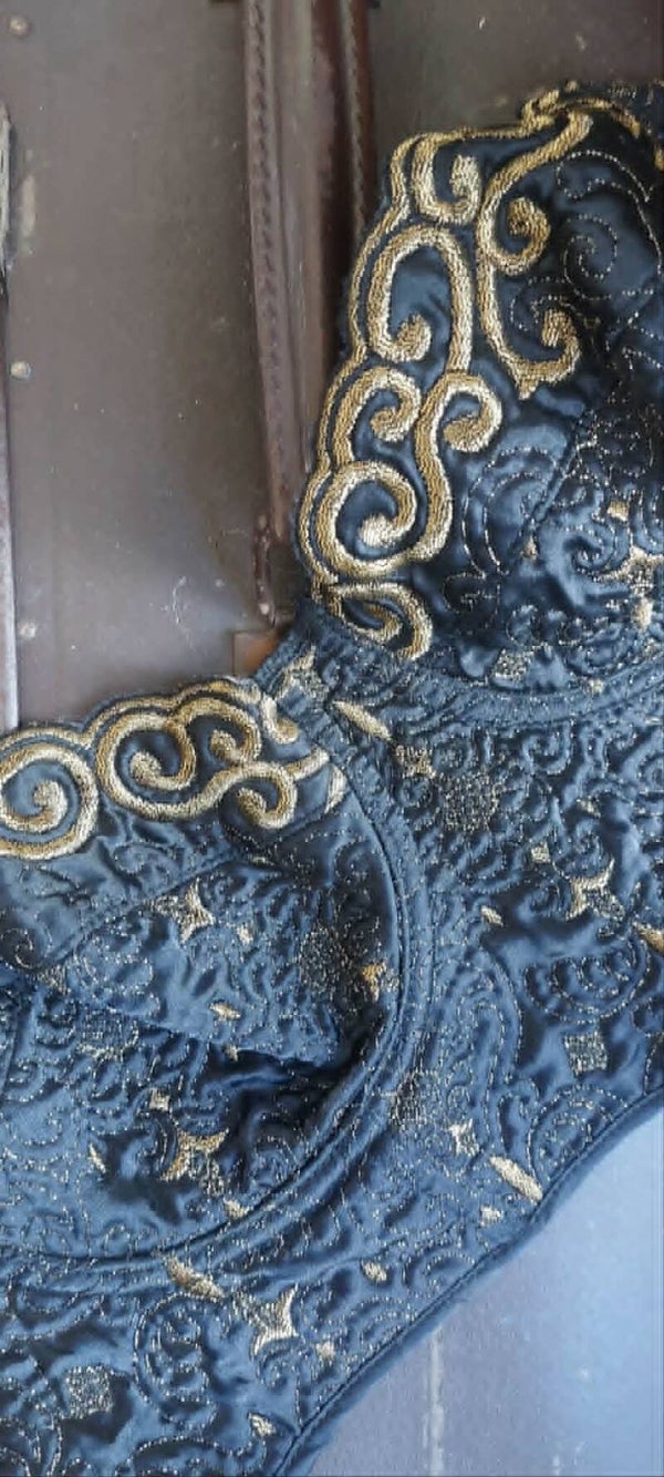 Bustier Noire Dorée — Zwart Goudgeborduurd Dessous in Maat 38 (B‑cup)