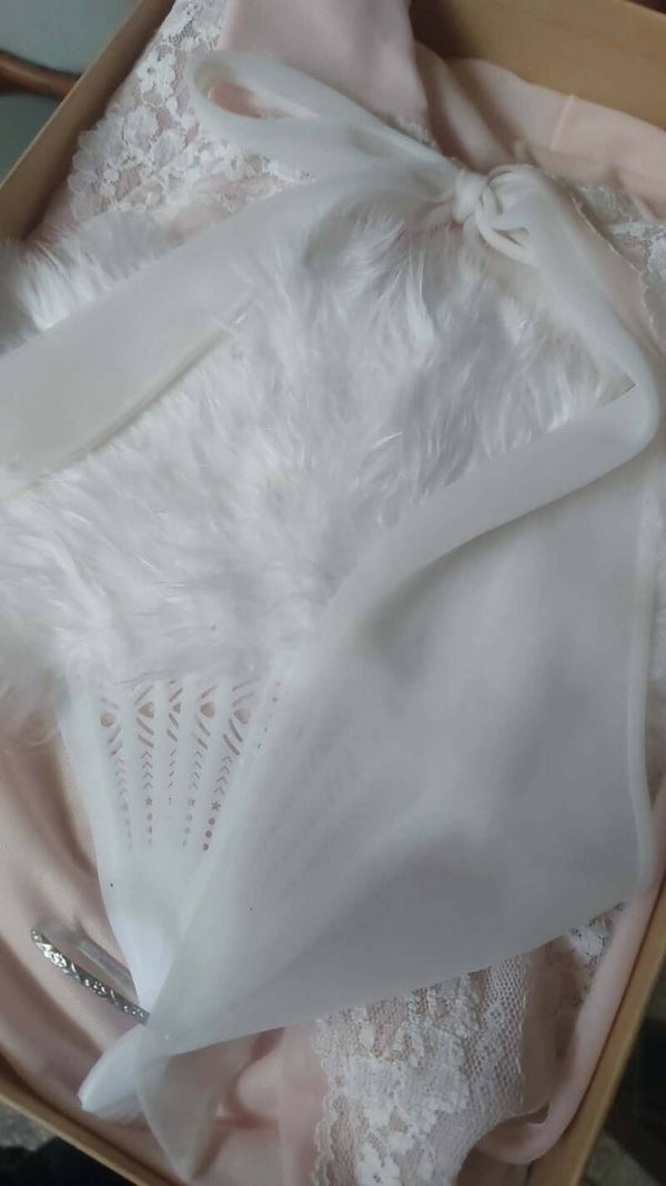 Peignoir – lichtroze wit kant – 40/42 · dessus