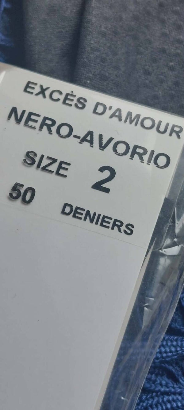 Zwart‑Rode Panty – 50 Den (Maat s)