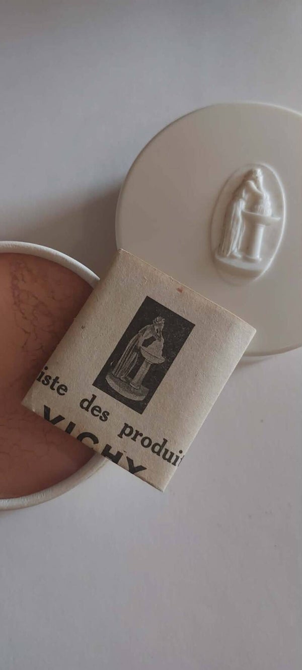 Boite de Poudre · Vichy · Poeder & Dons