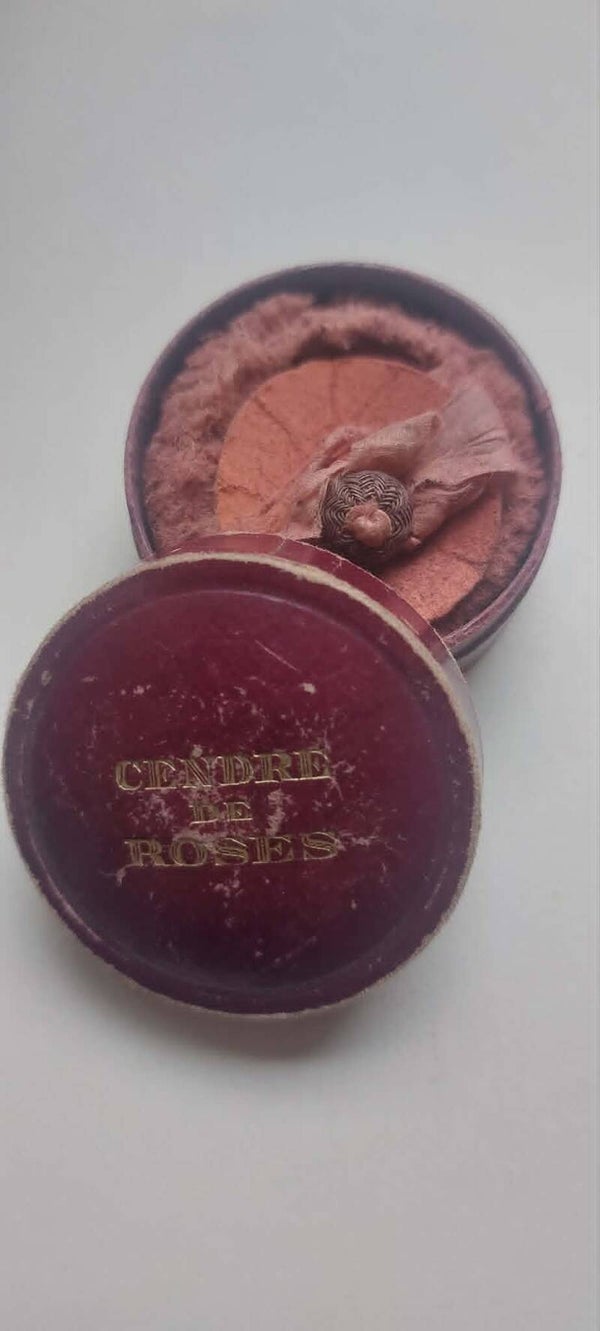 Petite Boîte de Poudre — Bourjois
