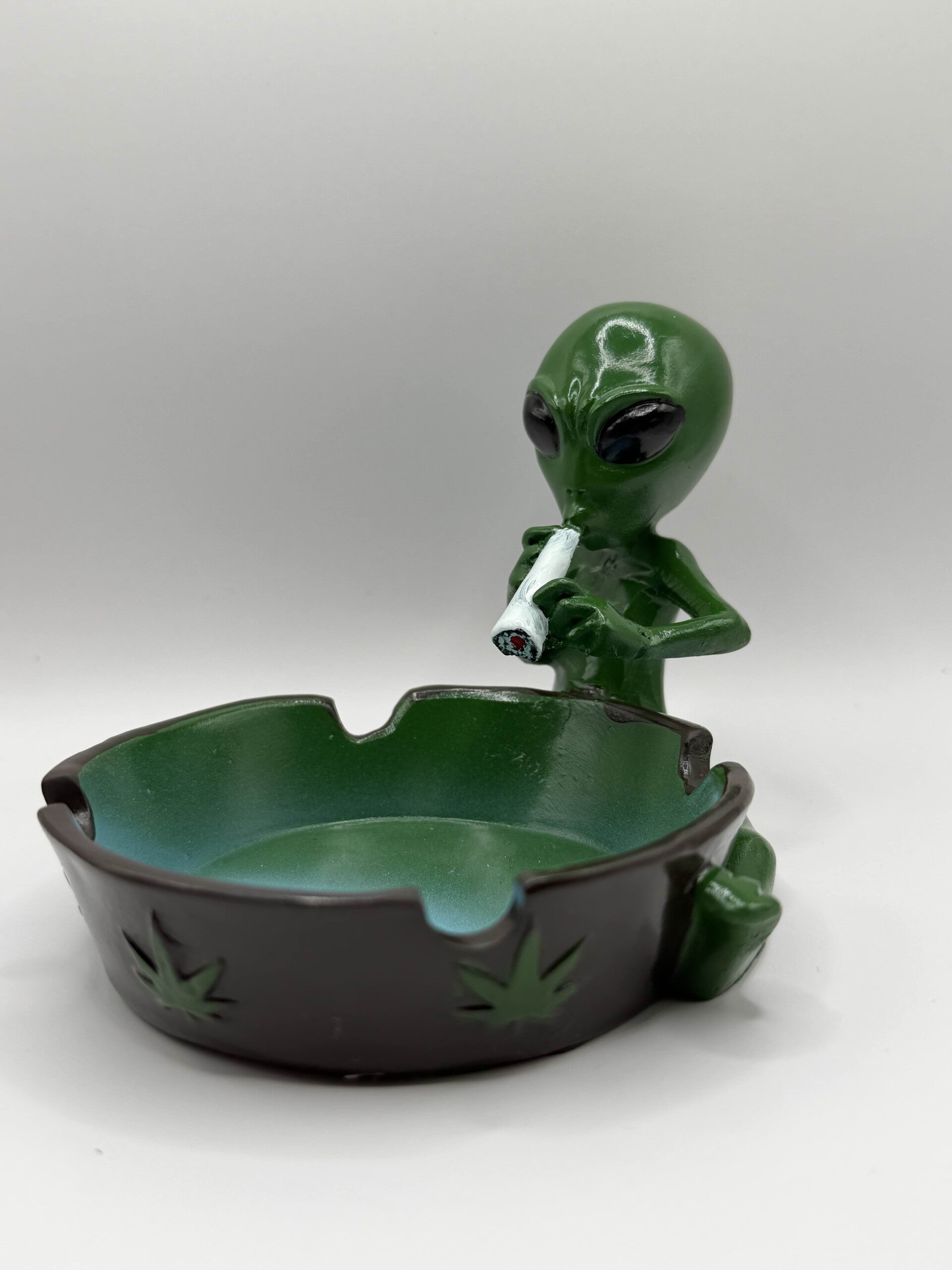 🛸 Cendrier Alien LegalVape – Édition Collector