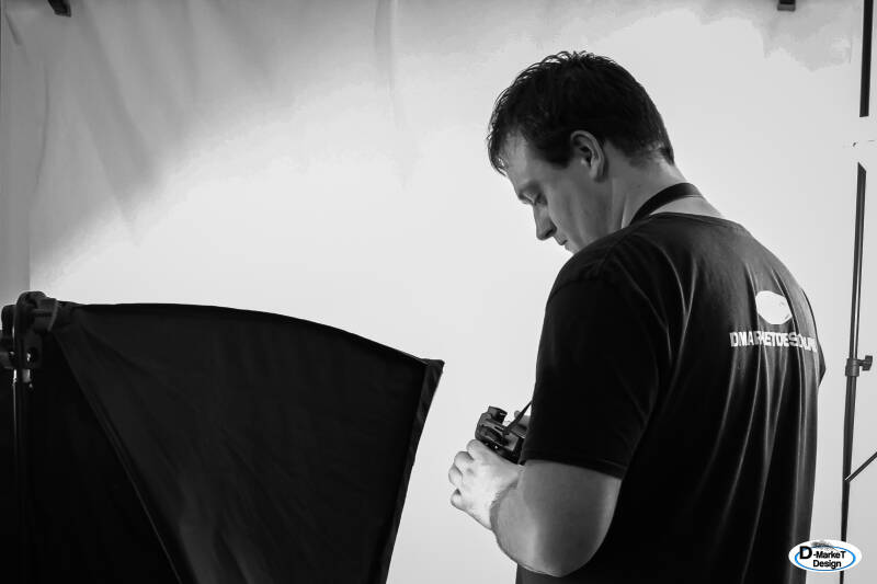 Martijn met Canon Camera in de hand