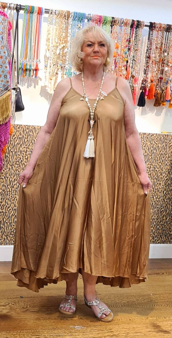 Silky dress maxi