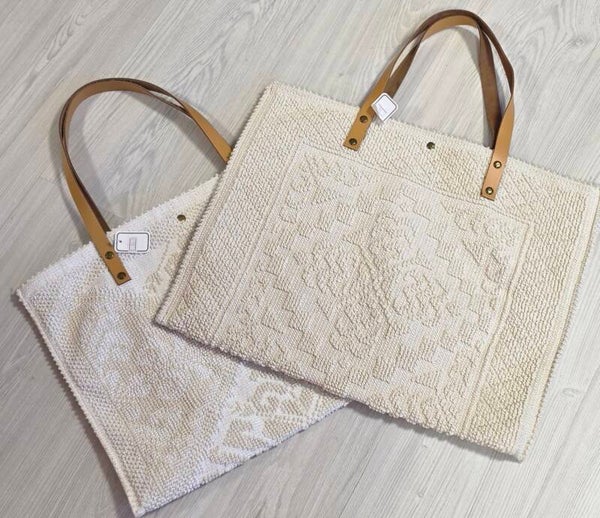 Strandtas met leren hengsels