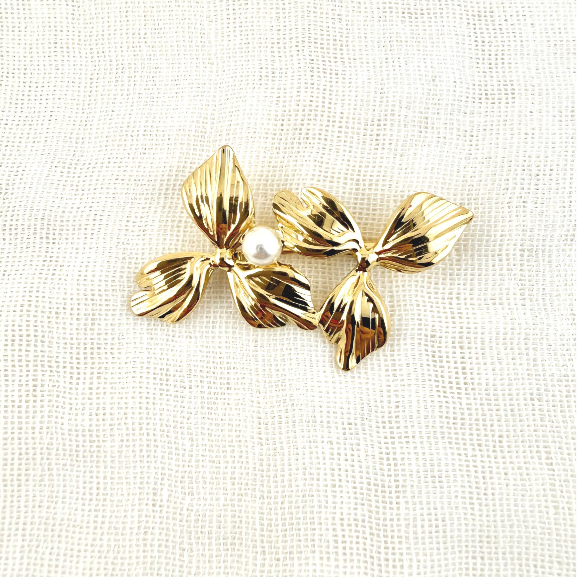 Broche Magda