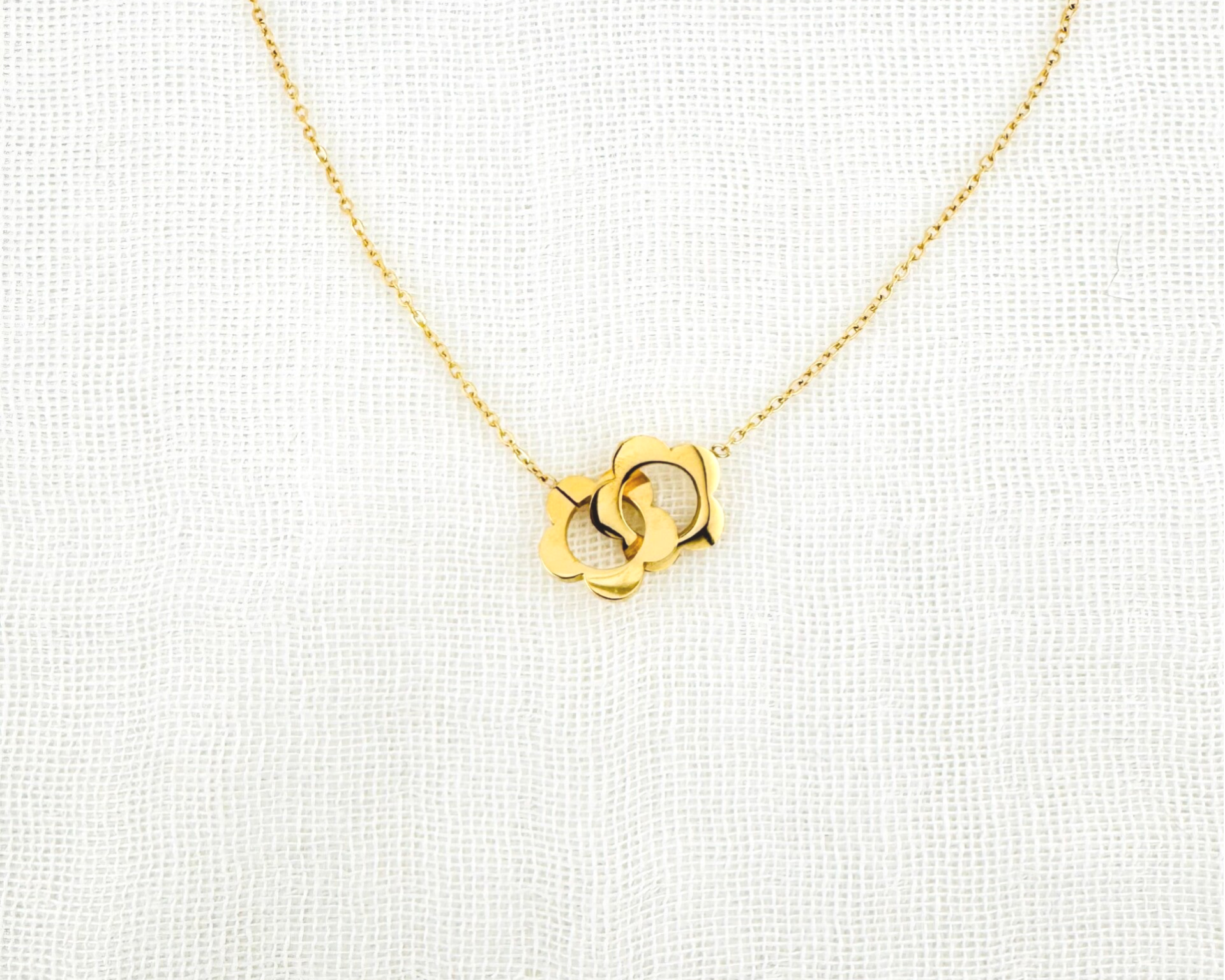 Collier Lilly