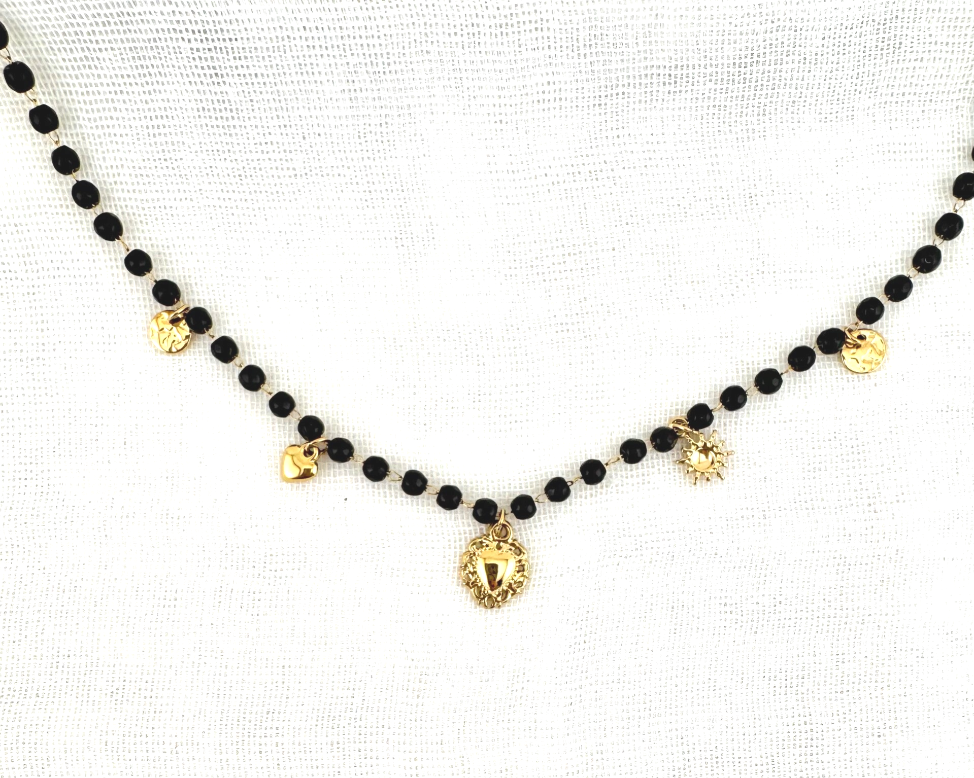 Collier Lillycrush